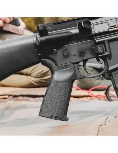 Pistol Grip M4 MOE GBB - Magpul